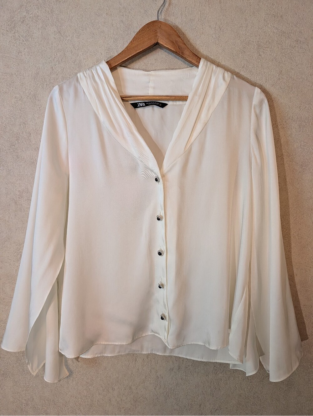 ZARA Ivory button down pleated collar blouse sz M